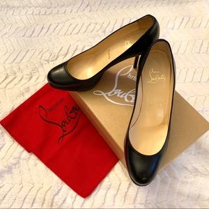 Brand New Christian Louboutin Simple Pump - 35.5